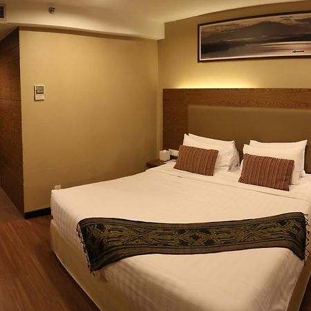 Grand Borneo Hotel Kota Kinabalu Kültér fotó