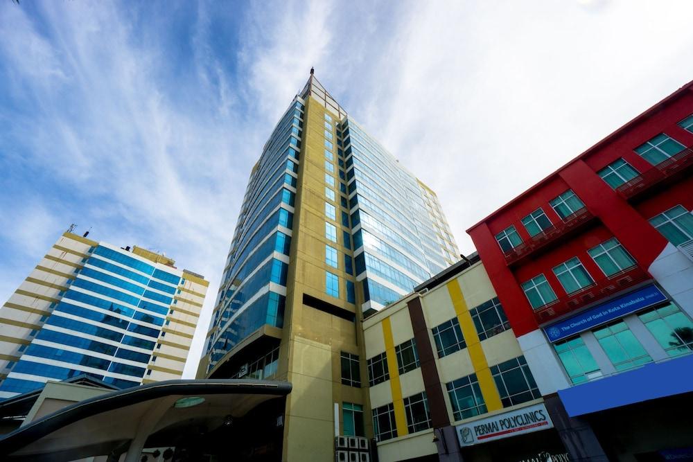 Grand Borneo Hotel Kota Kinabalu Kültér fotó