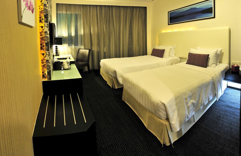 Grand Borneo Hotel Kota Kinabalu Kültér fotó