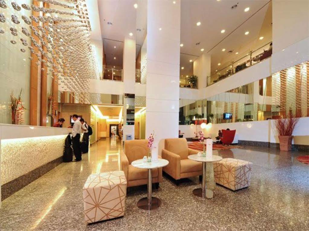 Grand Borneo Hotel Kota Kinabalu Kültér fotó