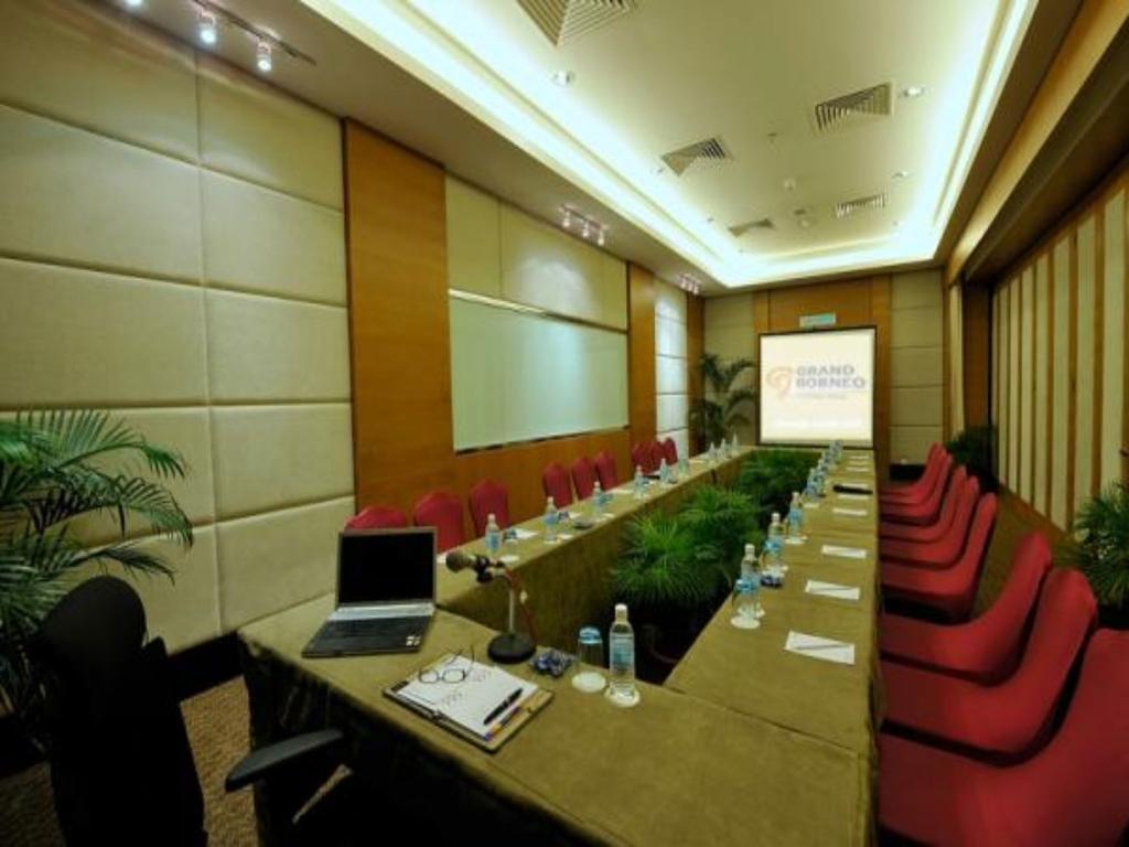 Grand Borneo Hotel Kota Kinabalu Kültér fotó