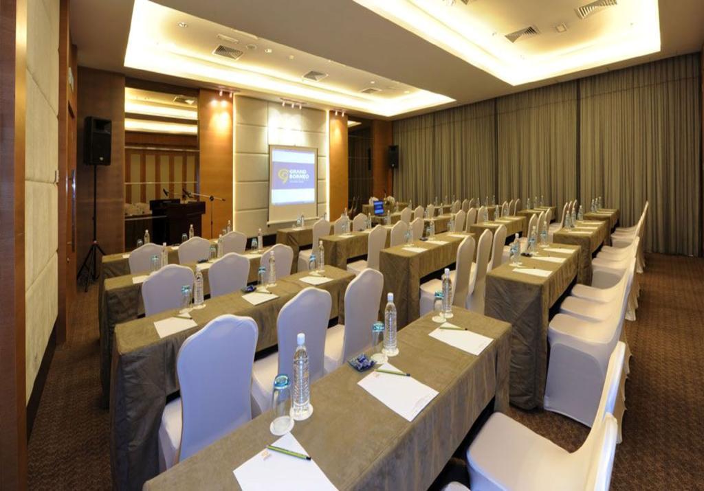 Grand Borneo Hotel Kota Kinabalu Kültér fotó